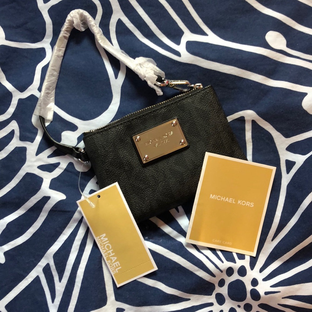 !! NWT !! Micheal Kors